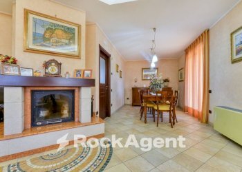 Salone - Villa via Fioravante Quaranta, 41, Baronissi - foto 5