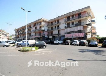 Zona - Trilocale via Santi Bonaccorsi, 6, Aci Catena - foto 1