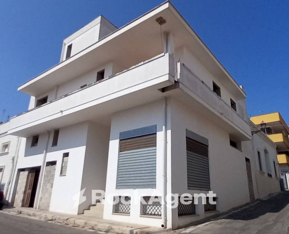 Facciata - Appartamento via Magenta angolo Via Milano, Casarano, Casarano - foto 2