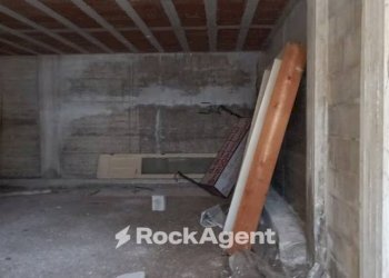 Magazzino - Appartamento via Magenta angolo Via Milano, Casarano, Casarano - foto 9