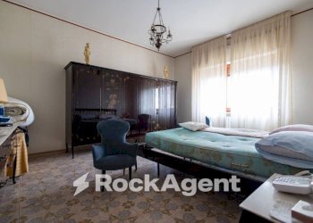 Camera da letto - Appartamento via Eugenio de Riso, 77, Catanzaro - foto 36