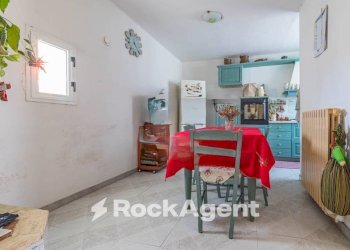 Salone - Casa indipendente vicolo Adriano, 6, Cassano delle Murge - foto 6