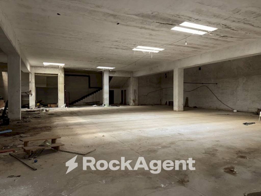 Magazzino - Shed via Trento e Trieste, 137, Millesimo - photo 1