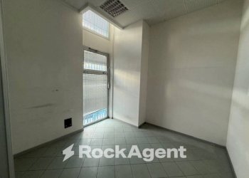 Interno non residenziale - Shop via Marcantonio Carattino, 26, Varazze - photo 4