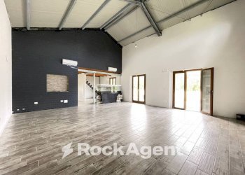 Interno non residenziale - Commercial Premises LOCALITA' PIANO D'ISCHIA, SNC, Civitella del Tronto - photo 13