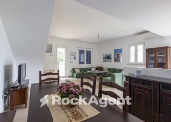 Salone - Villa contrada Botterio, Montauro - foto 4