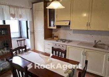 Cucina - Casa indipendente vico Nocera, Gioiosa Ionica - foto 1