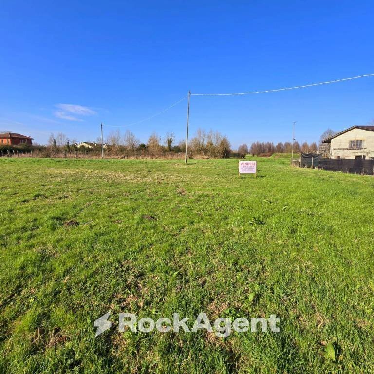 Terreno - Building land via A. Manzoni, Arzergrande - photo 1