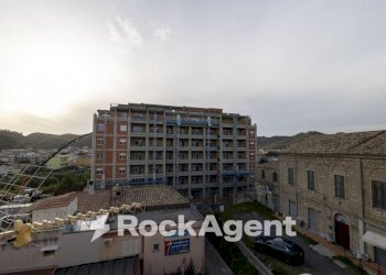 Vista - Quadrilocale viale Cassiodoro, 279, Catanzaro - foto 11