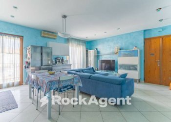 Salone - Three-room apartment via Bellini, 105, Terlizzi - photo 5