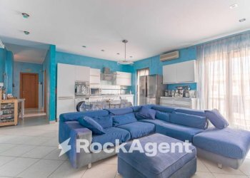 Salone - Three-room apartment via Bellini, 105, Terlizzi - photo 14