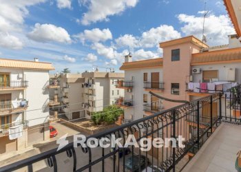 Balcone - Three-room apartment via Bellini, 105, Terlizzi - photo 23