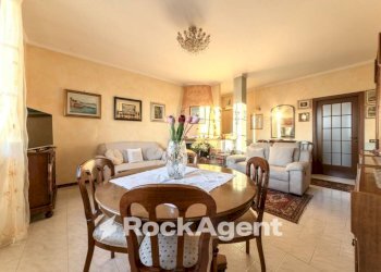 Salone - Three-room apartment via Alfredo Catalani, 73, Settimo Milanese - photo 4