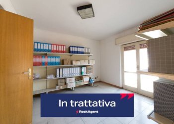 Ufficio - Magazzino via Luigi Galvani, Acireale - foto 1