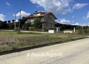Terreno - Villa via Archimede, 61, Sant'Egidio alla Vibrata - foto 2