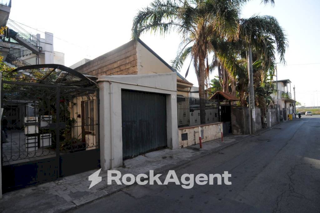 Zona - Bilocale via degli Agrumi, 10, Catania - foto 3