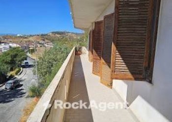 Balcone - Appartamento via Torre, Caulonia - foto 15