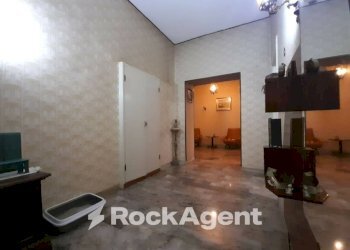 Ingresso - Three-room apartment via Roma, 35, Acquapendente - photo 1