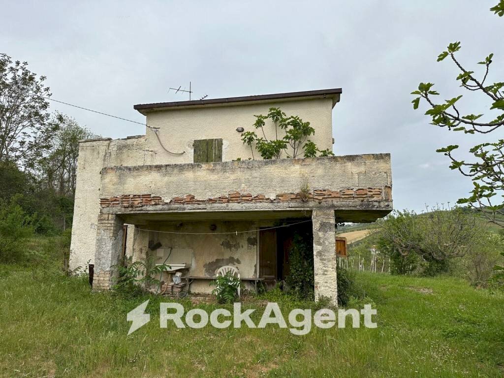Facciata - Rustic contrada Serepenne, Villamagna - photo 2