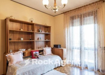 Camera da letto - Three-room apartment via Alessandrini, 6, Mede - photo 2