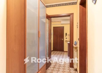 Corridoio - Three-room apartment via Alessandrini, 6, Mede - photo 5
