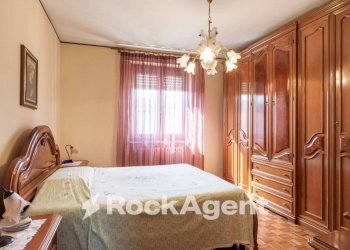 Camera da letto - Three-room apartment via Alessandrini, 6, Mede - photo 18