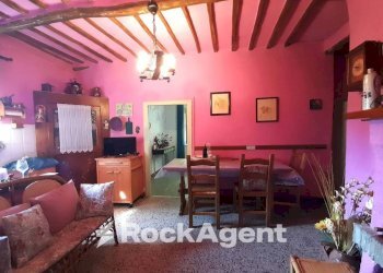 Salone - Four-room apartment via Santa Maria Maddalena 16 acquapendente, Acquapendente - photo 9