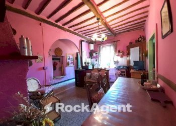 Salone - Four-room apartment via Santa Maria Maddalena 16 acquapendente, Acquapendente - photo 12