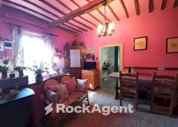 Salone - Four-room apartment via Santa Maria Maddalena 16 acquapendente, Acquapendente - photo 13