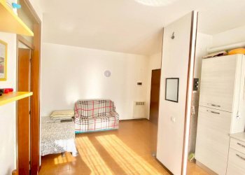 Ingresso - Three-room apartment via Reghena, 2, Pordenone - photo 2