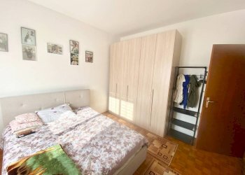 Camera da letto - Three-room apartment via Reghena, 2, Pordenone - photo 5