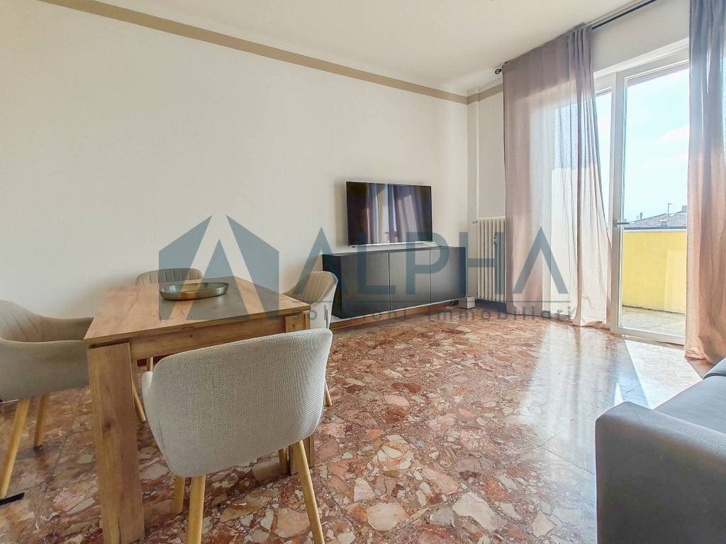 Salone - Trilocale via San Giovanni Bosco, Modena - foto 3