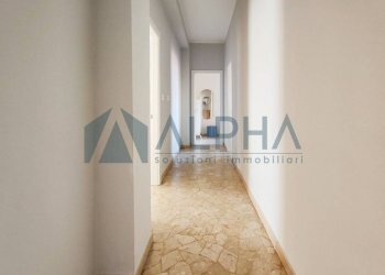 Corridoio - Trilocale via San Giovanni Bosco, Modena - foto 9