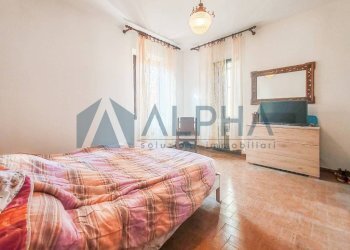 Camera da letto - Quadrilocale via Vandelli, Castelnuovo Rangone - foto 9