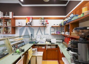 Interno non residenziale - Pastry viale Ugo Bassi, Rimini - photo 5