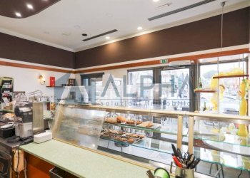 Interno non residenziale - Pastry viale Ugo Bassi, Rimini - photo 7