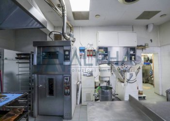 Interno non residenziale - Pastry viale Ugo Bassi, Rimini - photo 19