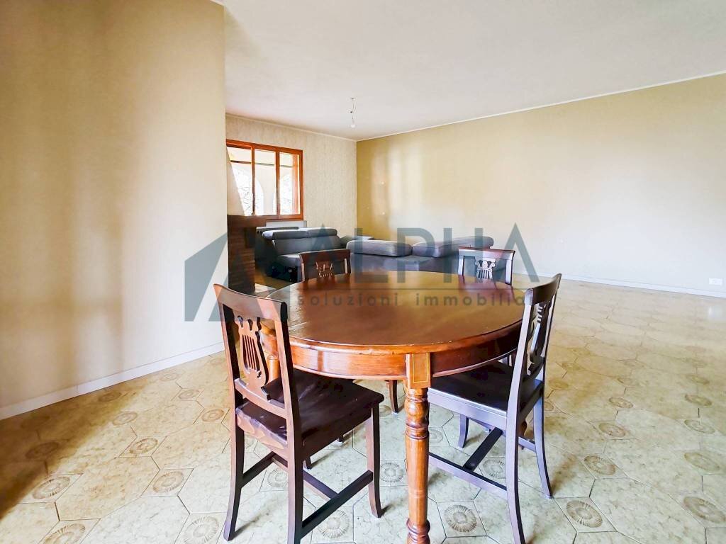 Salone - Appartamento via Pietro Mascagni, Castelnuovo Rangone - foto 3