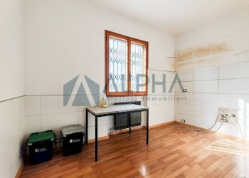 Cucina - Quadrilocale via Pietro Mascagni, Castelnuovo Rangone - foto 6