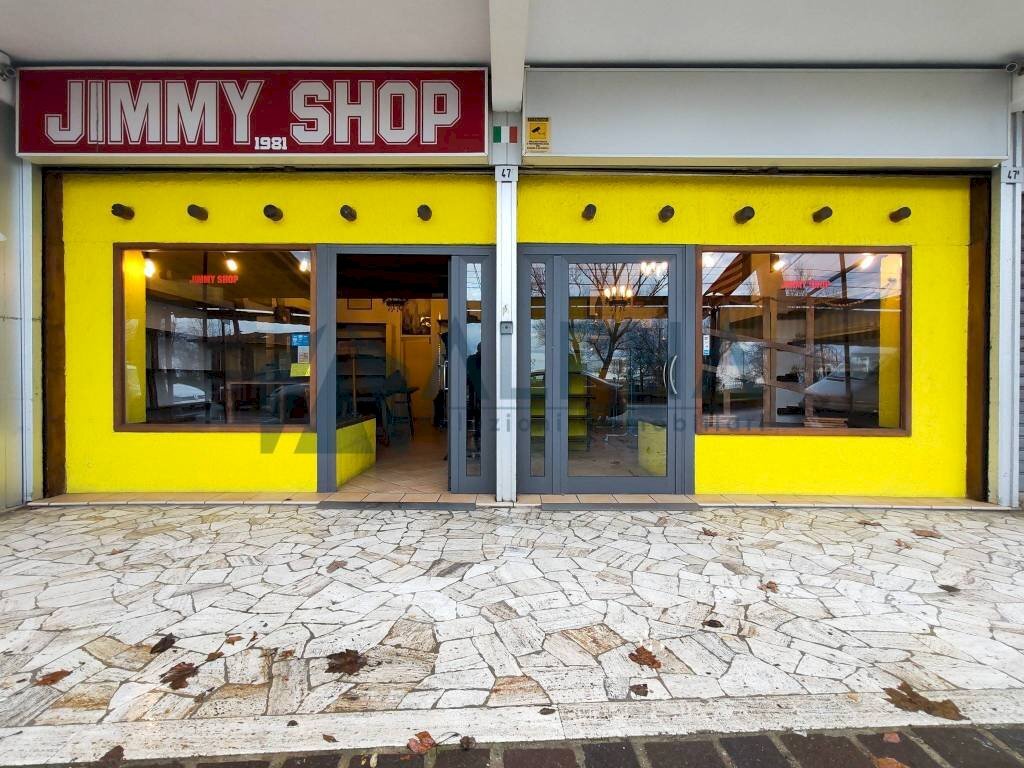 Interno non residenziale - Shop viale San Francesco, Rimini - photo 1