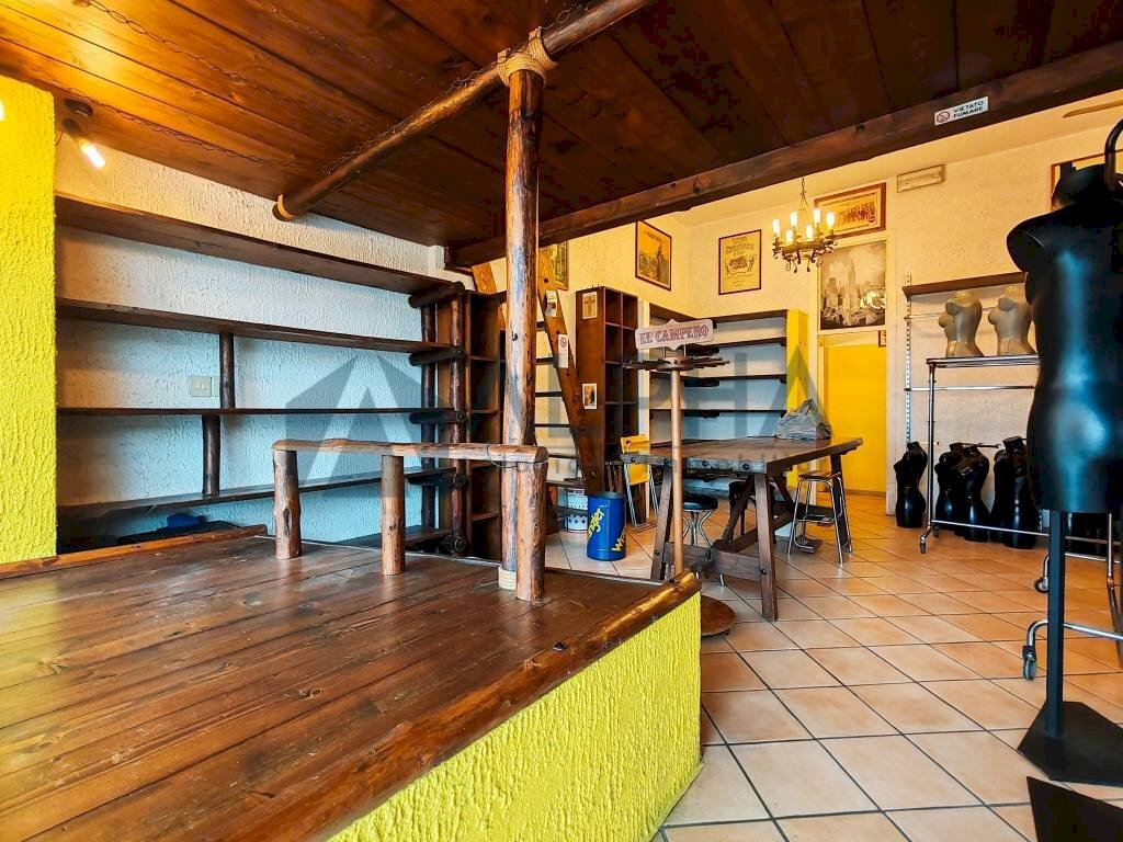 Interno non residenziale - Shop viale San Francesco, Rimini - photo 3