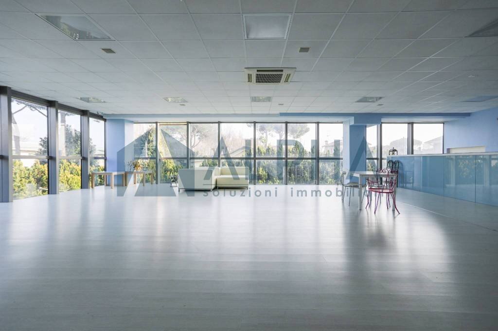 Interno non residenziale - Shop via Bolsena, Cervia - photo 2