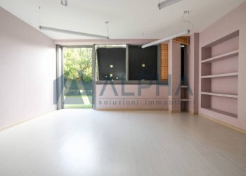 Interno non residenziale - Shop via Bolsena, Cervia - photo 34