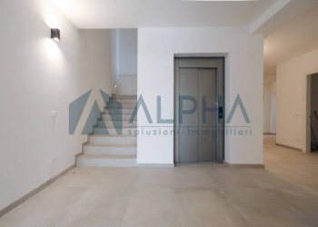 Interno palazzo - Two-room apartment via Umberto Saba, Cesena - photo 14