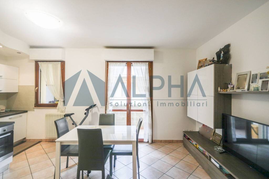 Salone - Trilocale via Antonello Moroni, Savignano sul Rubicone - foto 1