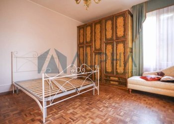 Camera da letto - Villa via Rovescio, Cesena - photo 33