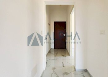 Corridoio - Two-room apartment via Reno, Cesena - photo 8