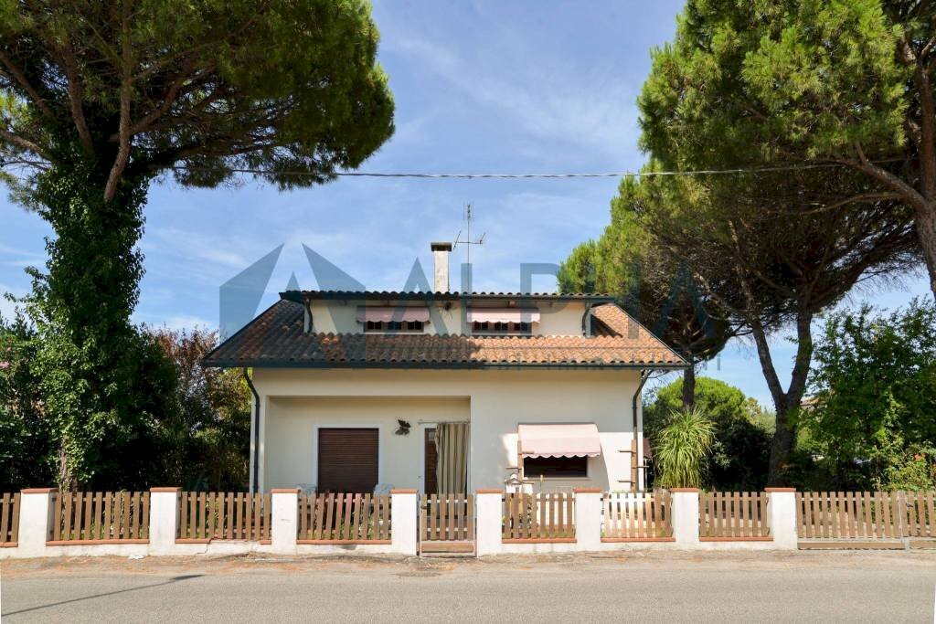 Facciata - Villa via Pio La Torre, Cervia - foto 1