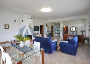 Salone - Villa via Garampa, Cesena - foto 14