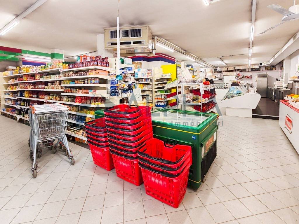 Interno non residenziale - Food - Gastronomy via Fornaci, Cesena - photo 2